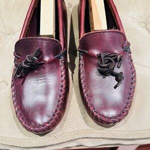Winnetonka Leather Driving Moccasins.
